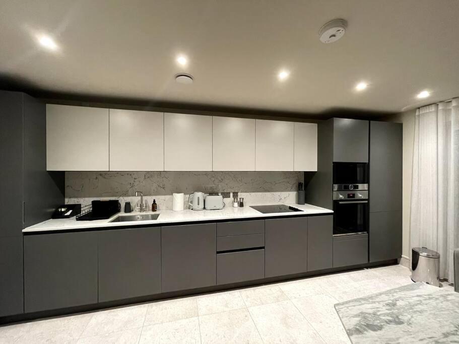 Апартаменти 2Br Urban Vista Retreat Chcl F7 Чіґвелл Екстер'єр фото